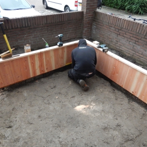 Verhoogde plantenborder Leiderdorp 7