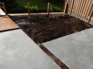 Moderne-tuin-beton-terras-woonbeton-betonvloer-polybeton-gepolierd-6