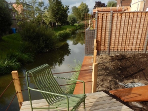 Moderne-tuin-eiken-hout-vlonder-terras-1