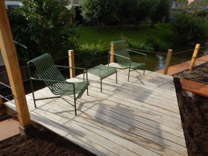 Moderne-tuin-eiken-hout-vlonder-terras-4