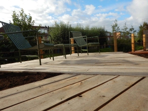 Moderne-tuin-eiken-hout-vlonder-terras-6